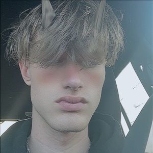 Meet the best Posher, Landin!